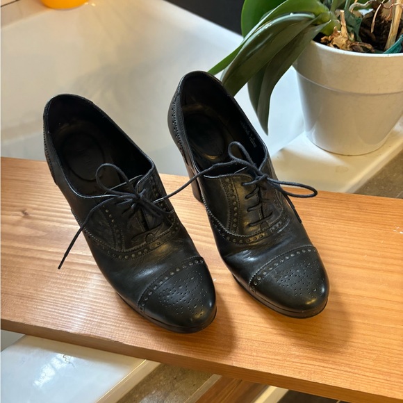 J.Crew high heel brogue shoes size 8.5 - Picture 3 of 6